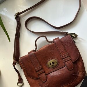Fossil Maddox Brown Leather Crossbody Bag